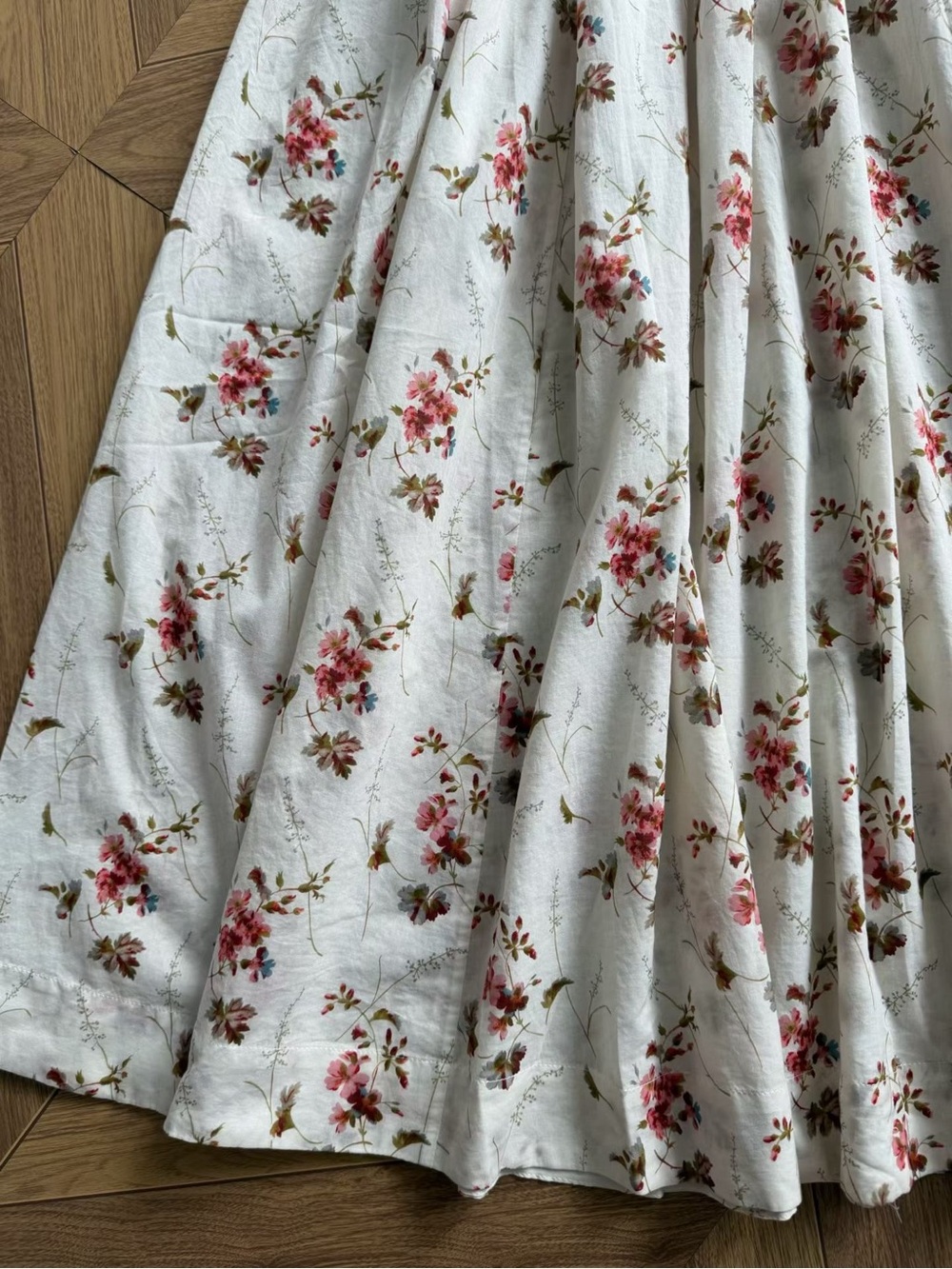 Doen Emmaretta Floral Shirred Organic Cotton Voile Dress, XS S M L - Picture 7 of 9